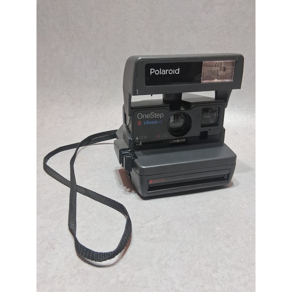 Polaroid One Step Close Up 600 Film Instant Camera w Strap 🔥🔥